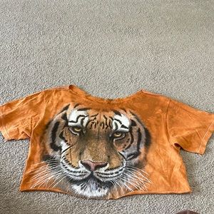 2XL Cropped Tiger Short Sleeve T-shirt